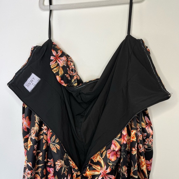 RNWY The Label Sikota Ruched Mini Dress Y2K Front Button Floral Cottagecore Sz 6 - Picture 9 of 15